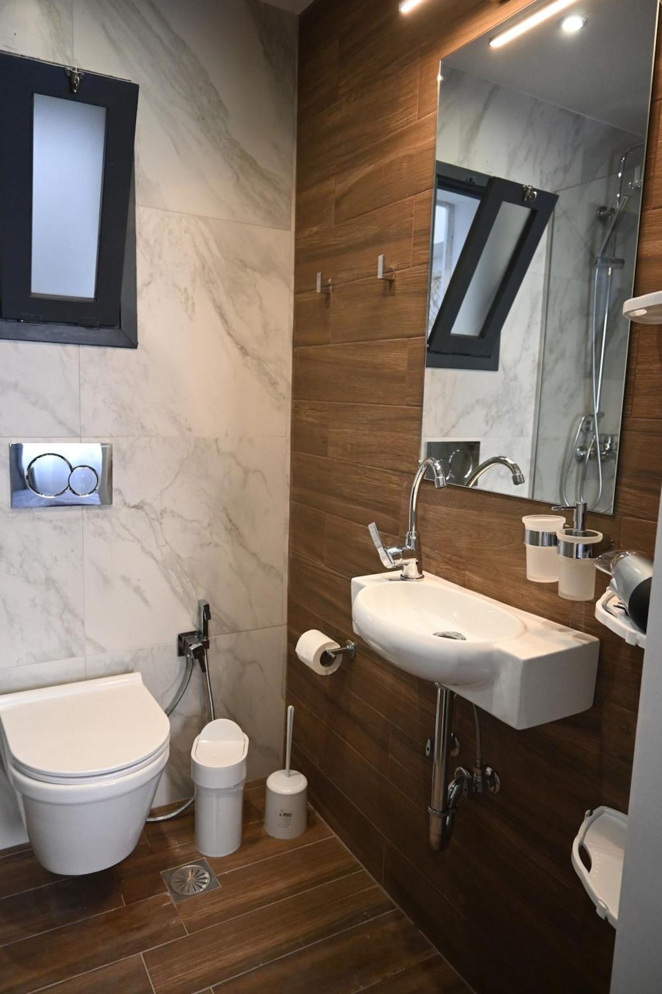 Haris 303 Apartment By Vpn Accomodation أثينا المظهر الخارجي الصورة